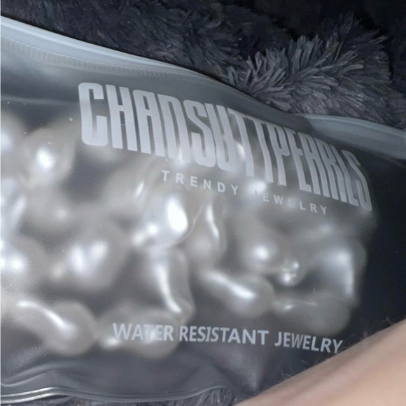 ChanSuttPearls- “Julia Necklace” Elegant White Pearl Necklace - Picture 4 of 4